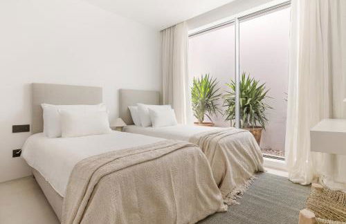 Exclusive Luxury Villa with Stunning Sea Views - Foto 33