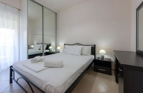 Grand Suites with Private Pools - Photo 79