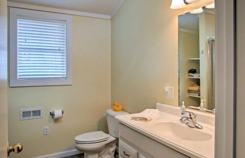 Secluded and Quiet Coastal Home 1 Mile to Boat Ramp - Foto 11