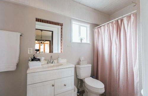 The Sanctuary Company Johnson City - Foto 21