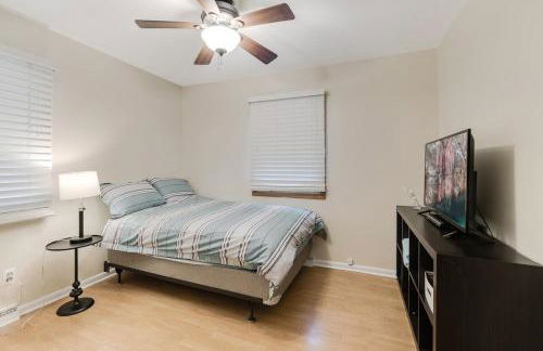 Mansion in the Hills with Pool - Foto 18