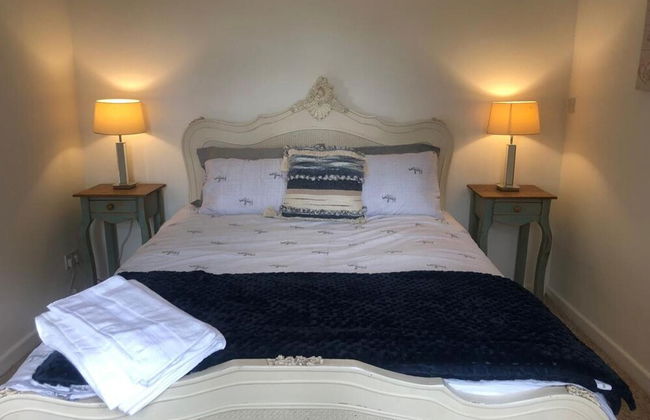 Charming Country Cottage in a Peaceful Location - Photo 6