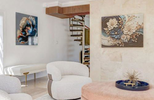 Solara: Waterfront Estate, Pool, Dock, Private Guest Suite - Foto 28