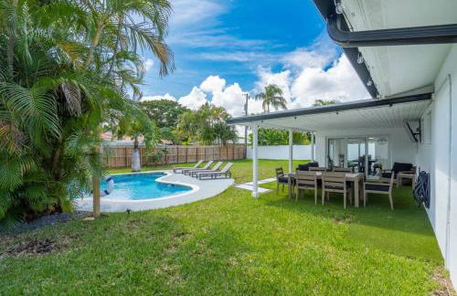 Delilas Chic 3 Bedroom 2 bath Abode with Heated Pool - Foto 24