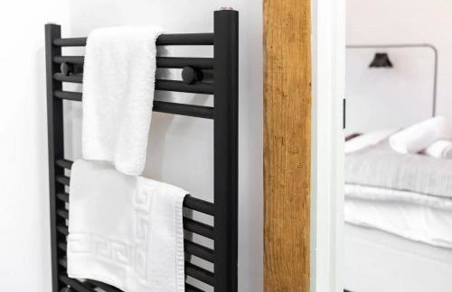 Stylish Apartment - Near City Centre - Smart TV- WIFI - Netfix - Parking - 2NT - Foto 37