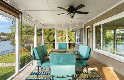 Dock Hot Tub Kayaks on Lake Norman Lakeside Gem by AvantStay - Foto 22