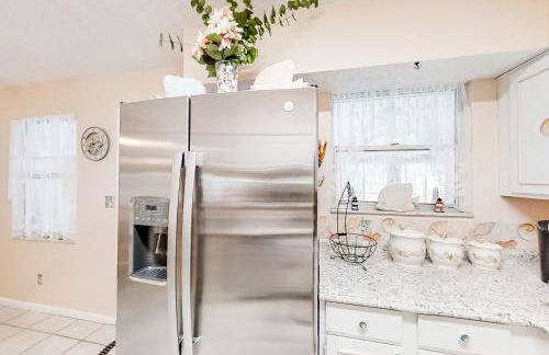 Jacksonville's Delight | House in Jacksonville with pool on St Johns River - Photo 15