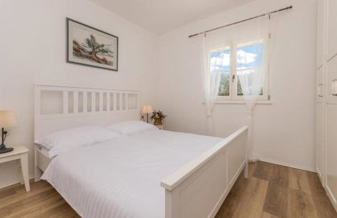 Awesome Home In Polaca With Kitchen - Foto 28