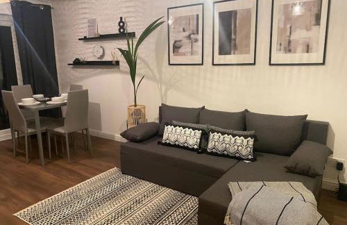 Acacia Villa - Photo 1