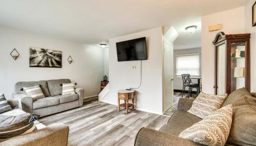 4 Mi to Dtwn Rochester: Charming Apt w/ Patio! - Foto 1