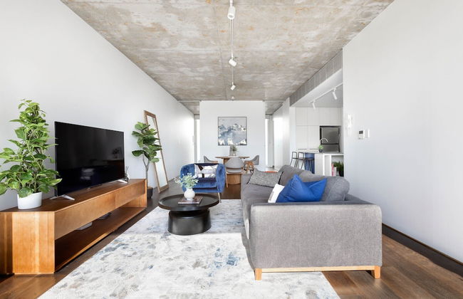 The Chromatic Apartments by Urban Rest - Photo 7