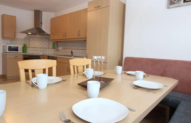 Mansion in Goldegg Near Ski Lift - Photo 3