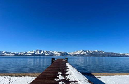 NEW Upscale House, Tahoe 30-min w/ Cal King - Foto 31