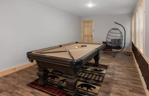 Boone Getaway Dog Friendly, Hot Tub, Fire Pit! - Foto 32