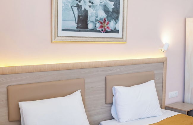 Arhontiko Hotel - Photo 41