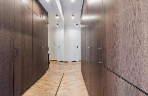 Mirror Garden Apartment - Private Garden, 15 min to Old Town & Beach - Foto 14