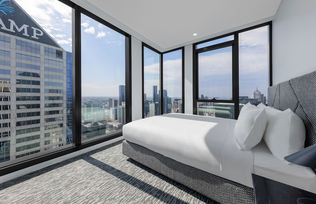 Meriton Suites Melbourne - Photo 12