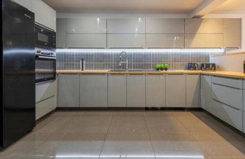 Private Luxe Bournemouth 5BR-7 Beds-3 Bath-Garden-Parking - Foto 9