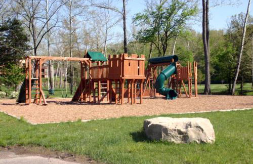 Couples Condo Retreat Overlooking Golf Course - Foto 36