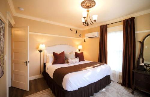 RedTail Inn - 3 Suites Sleeps up to 12 - Foto 14