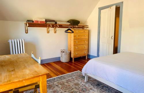 Cozy 1BD in Burlington’s Coolest Neighborhood - Photo 11