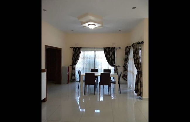3 Bedrooms Exclusive Apartment in Kaludu - Foto 16