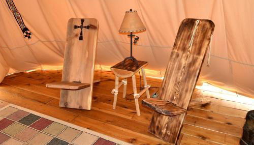 Amazing Tipi Rental for the Perfect Camping Getaway in Republic, Washington - Foto 5