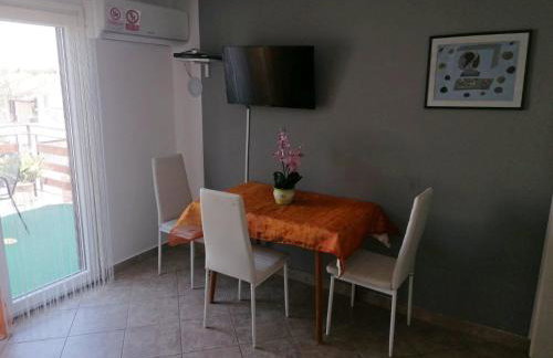 Apartments with parking space Dajla, Novigrad - 6935 - Photo 16