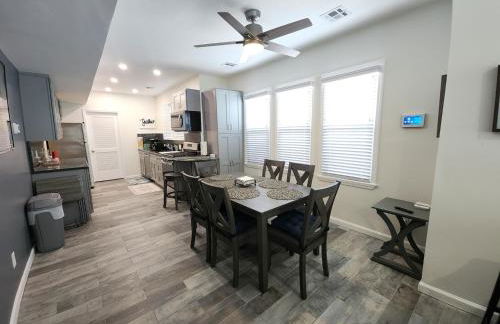 Neat Retreat-Comfortable & Cozy 2 BR,Close to all! - Foto 8