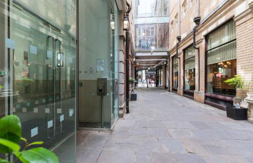 In the middle of Cardiff City centre - Foto 25