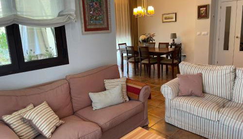 Casa en Ruta de la Plata con piscina comunitaria - Photo 4