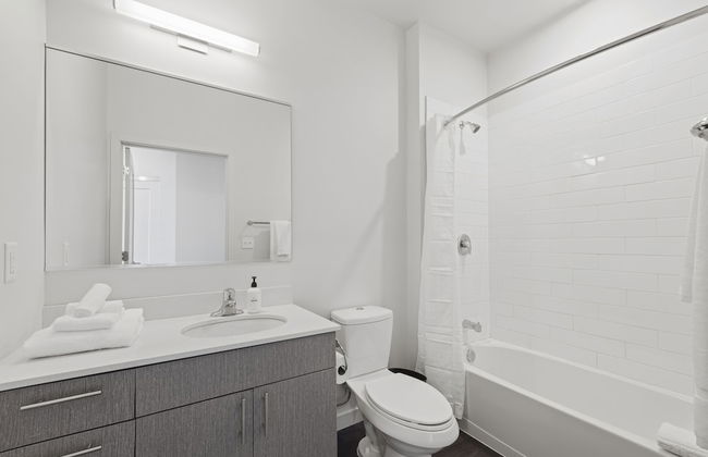 Placemakr Marymount Ballston - Photo 57