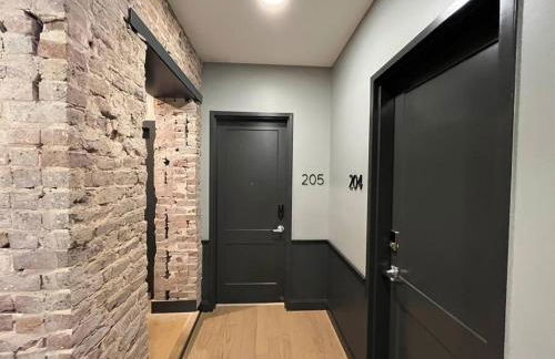 Mercantile industrial loft! - Photo 21