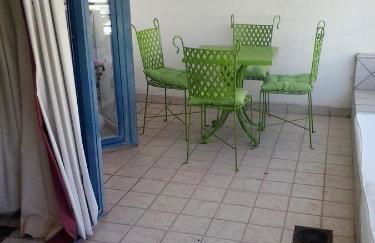 Marbella House - Photo 19