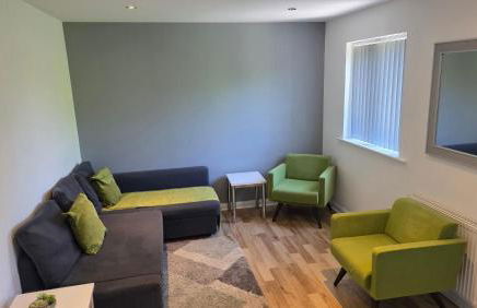 4 Bedroom Home Tameside Greater Manchester Sleeps 8 - Foto 14