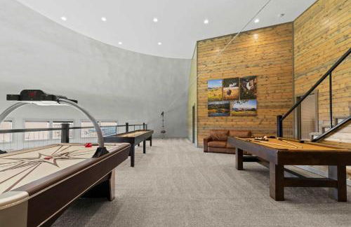 West Cabin- Yellowstone Family Retreat- Sled Hill - Foto 48