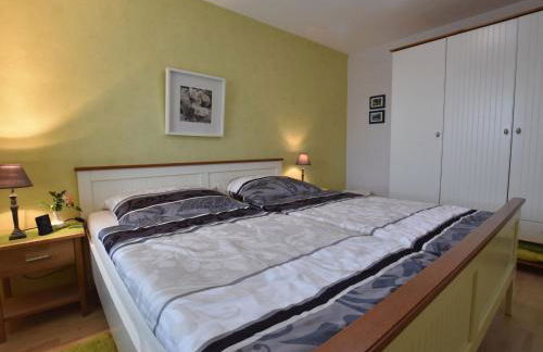 Hübsches Appartement in Am Salzhaff mit Kamin - Foto 11