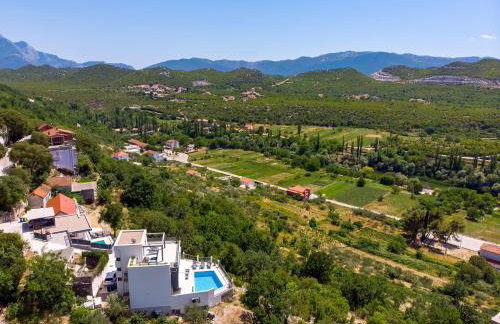 Villa Neda Heated Pool, Hot-tub, Sauna, 3 bedrooms - Photo 39