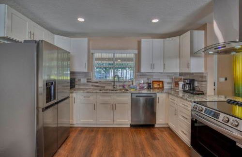 Sunny Escape-Heated Pool - Foto 22