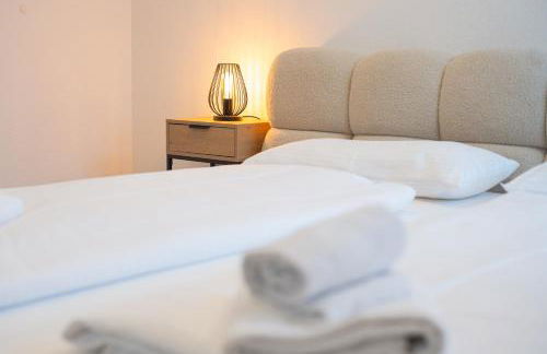 MaMa-Apartments - Netflix, Balkon, Kaffee & Tee, WIFI, Waschmaschine, familienfreundlich, kostenloser Parkplatz - 125 qm - Foto 8