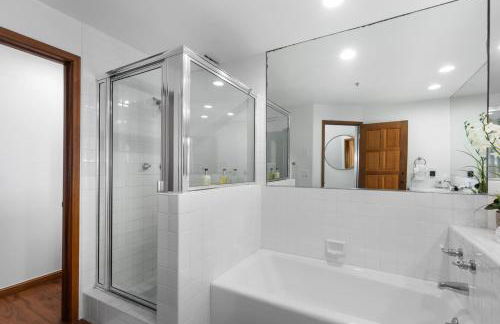 10-Star Condo 21 Steps from Top - Premium Ocean View Corner Unit Fireplace New Golf Cart - HC245 - Foto 42