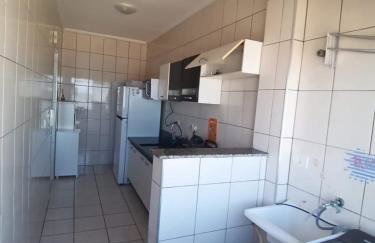 Apartamento pé na areia com sacada e garagem 2 banheiros - Photo 14