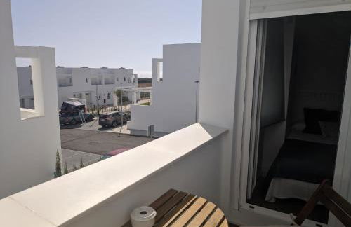 CASA LA PLAYA-CONIL Vacaciones de Lujo en Conil con Todas las Comodidades NETFLIX-HBO-DISNEY-CANALES DE FUTBOL-WIFI ALTA VELOCIDAD-SMART TV 65"-ALEXA - Foto 26