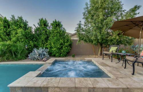 Luxury Queen Creek Oasis w Pool & Spa - Foto 33