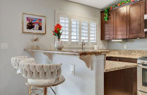 Mirage Pool House - Heart of LV, Swimming Pool, Games, heavenly relaxation - Photo 40