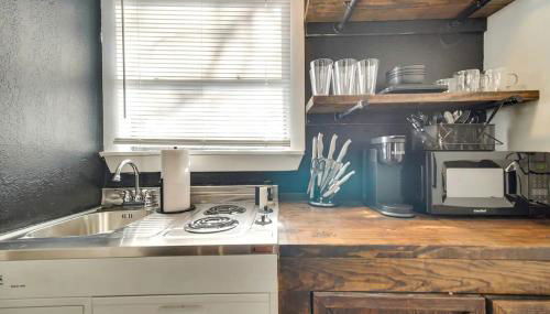 Tranquil Ozarks Studio Retreat with Woodland Views, Near Fishing, Hiking & Gentry, AR - Photo 2