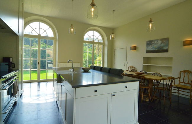 Luxurious Castle in Marchin With Infrared Sauna - Foto 34