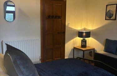 Courtyard House- Luxury Holiday House with floodlit Tennis court - Foto 29