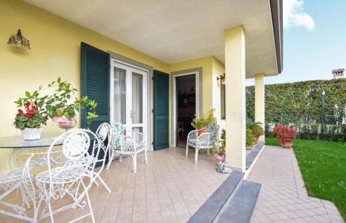 Lovely Home In Capezzano With Kitchen - Foto 7