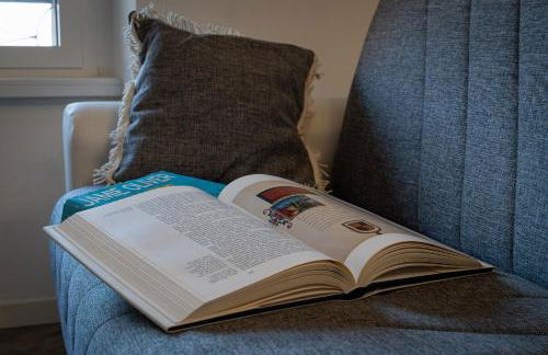 Casa Hygge - Lake Front - Photographer's Art Home - Photo 26